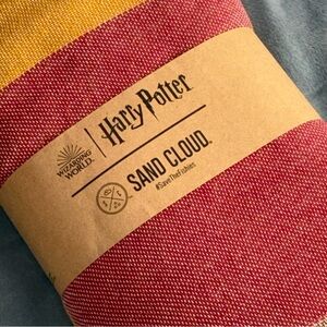 Harry Potter Sand Cloud Red Yellow Throw Blanket NWT Gryffindor Crest Organic